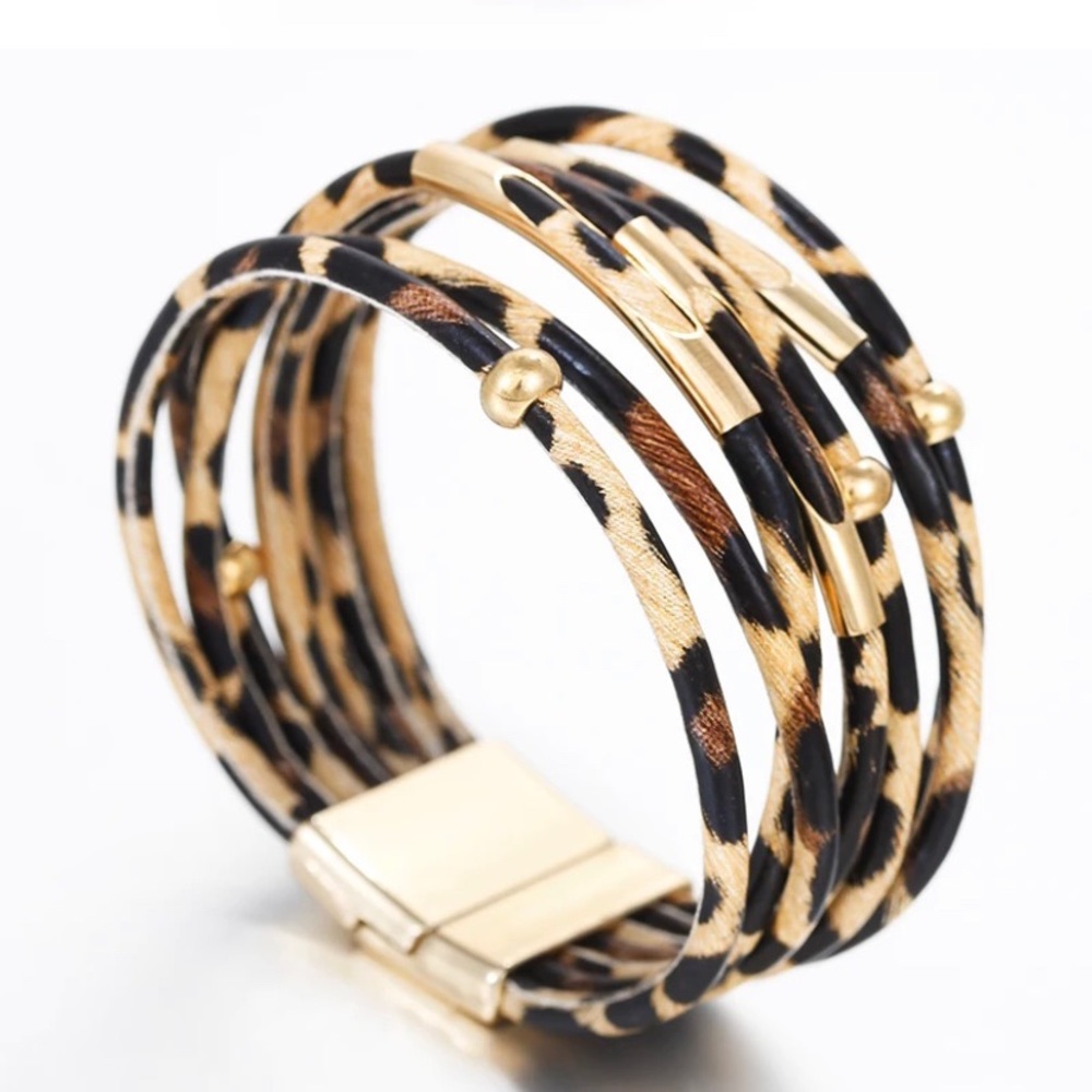 Leopard Print, Multi-layered Bracelet - Picture 2 of 4